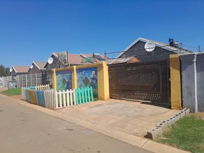 House For Sale in Alberton, Alberton